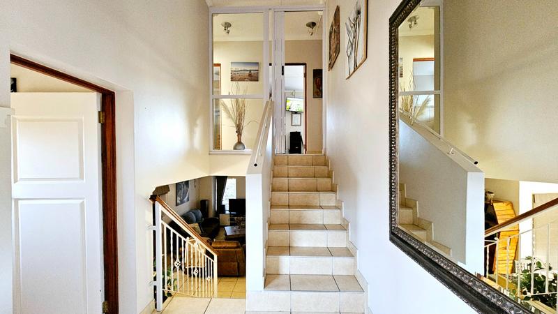 3 Bedroom Property for Sale in Island View Western Cape